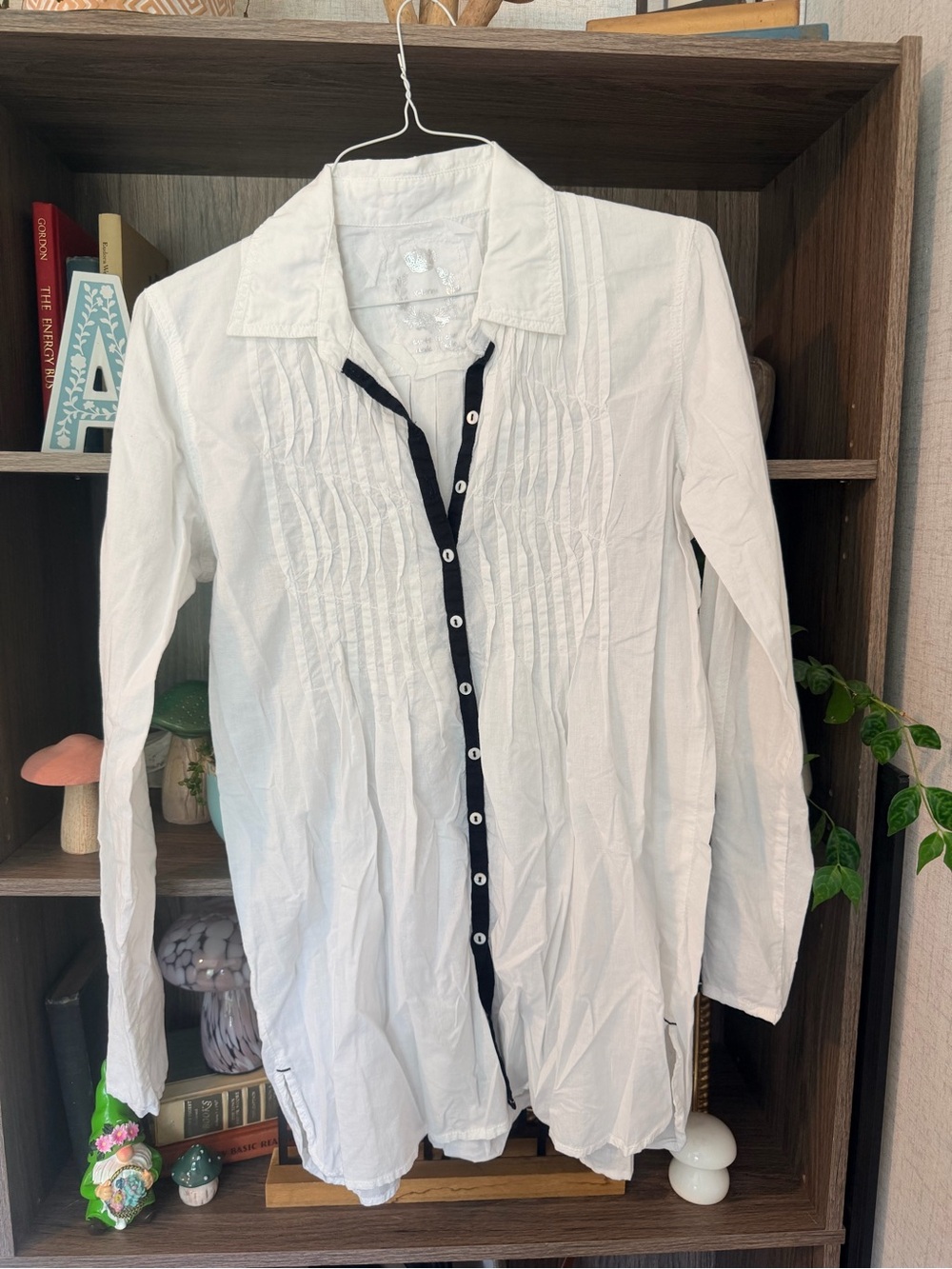 White Long-Sleeve Pleated Front Shirt with Contrast Trim
